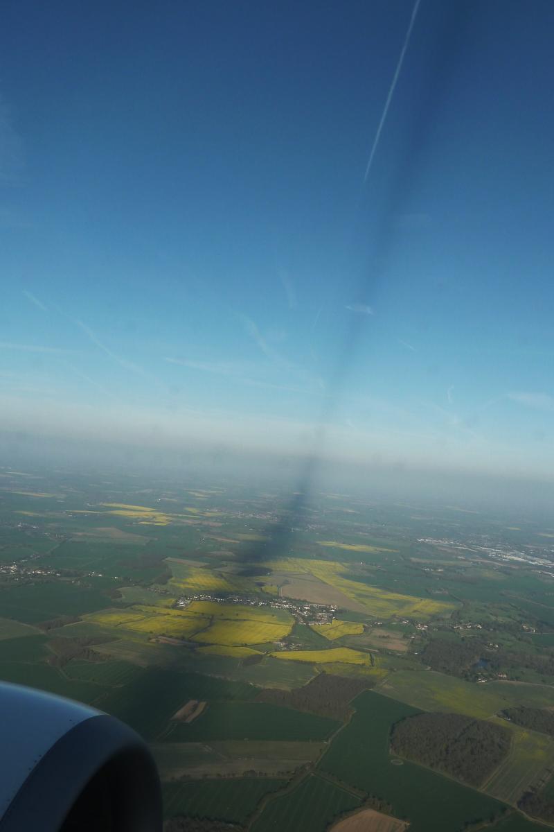 Schatten Kondensstreifen; (c) Stephan Matthiesen