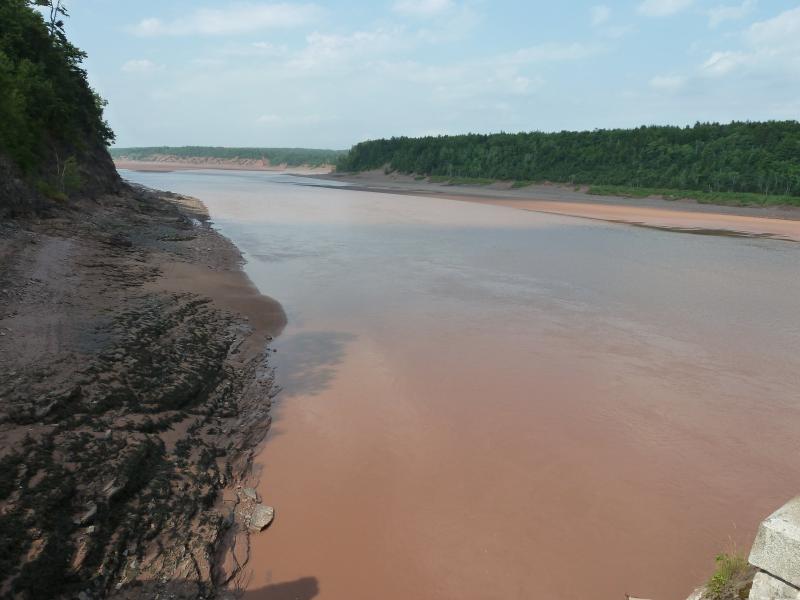 Shubenacadie River; (c) Stephan Matthiesen 2011